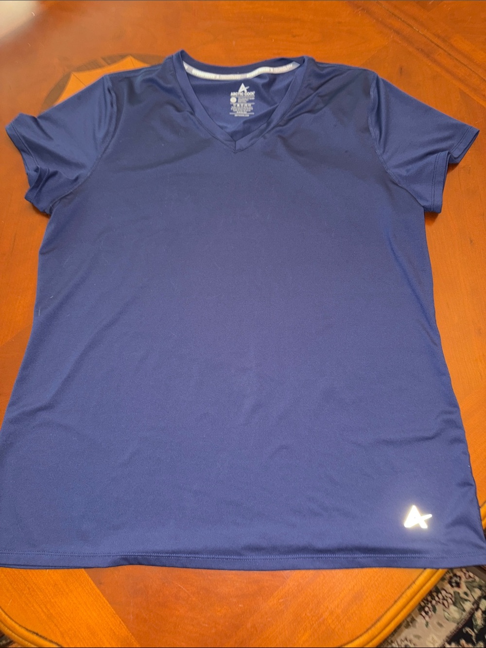 Artic Cool Women's Short-Sleeve V-Neck Top in Navy Blue